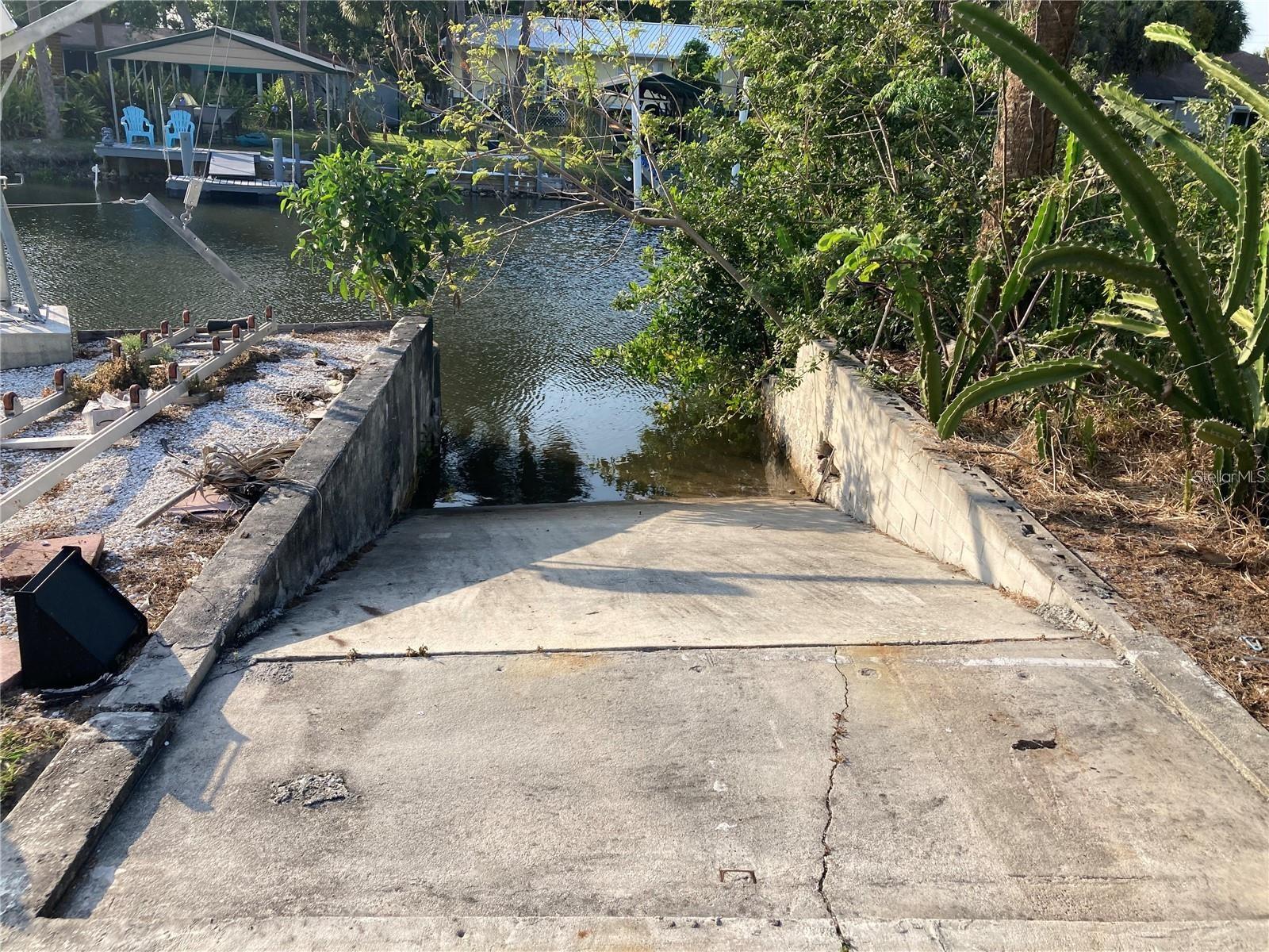 CAUSEWAY BLVD SUB 2 - Residential