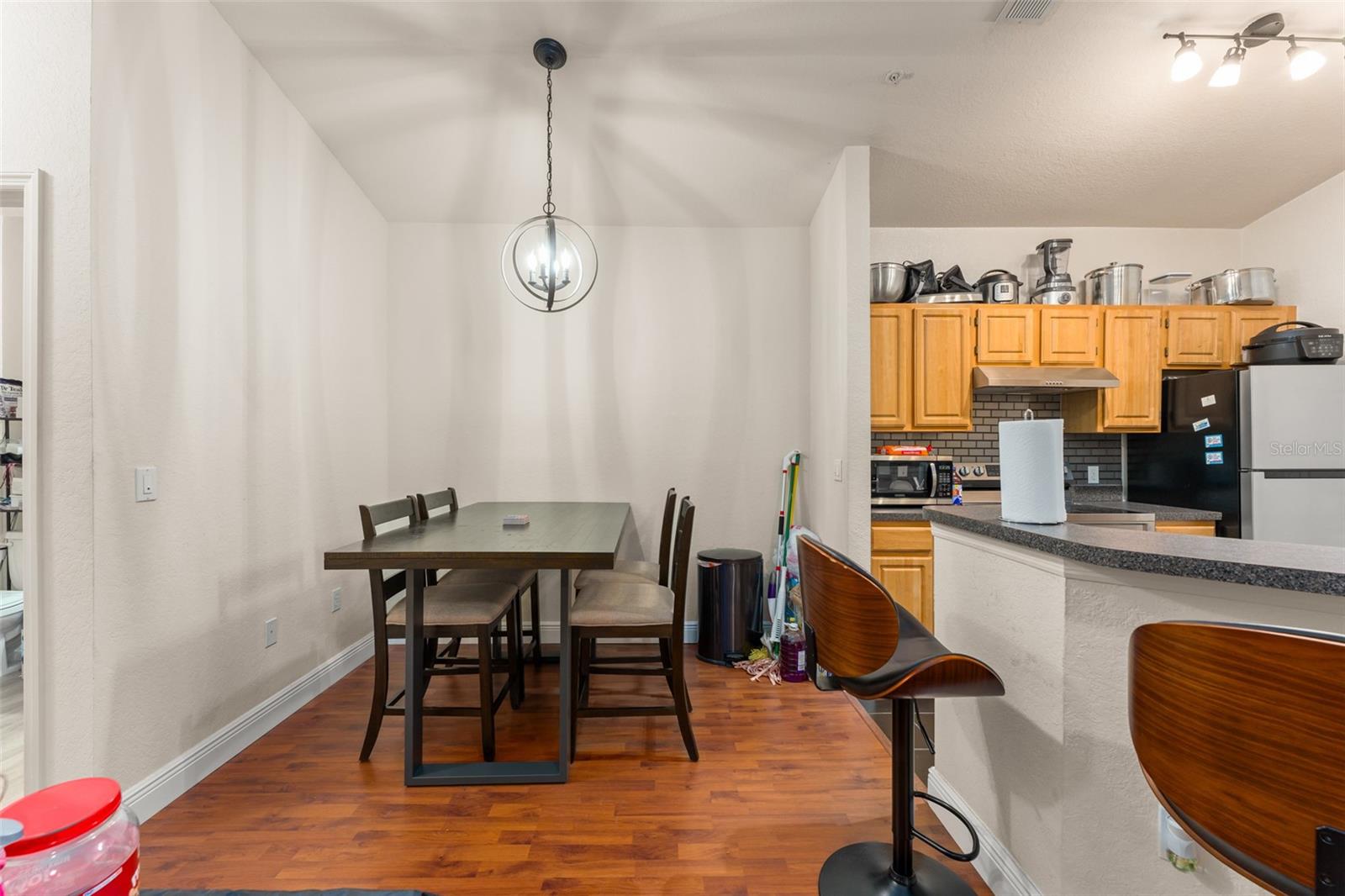 FOUNTAINS/METRO WEST - Residential