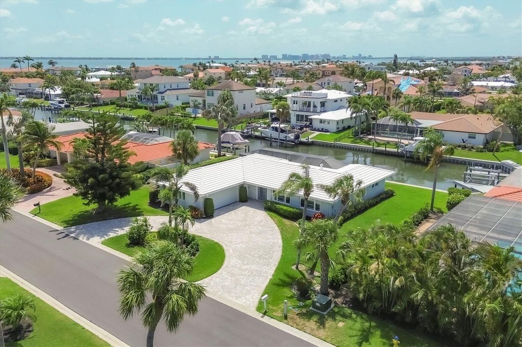 Photo of 510 Wedge Lane, Longboat Key, FL 34228 (MLS # A4655210)