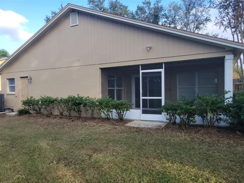 A home in VALRICO