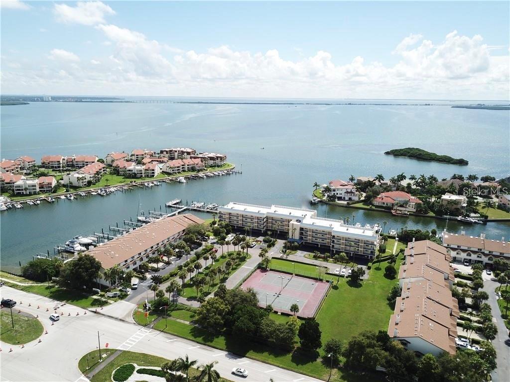 363 PINELLAS BAYWAY S 36