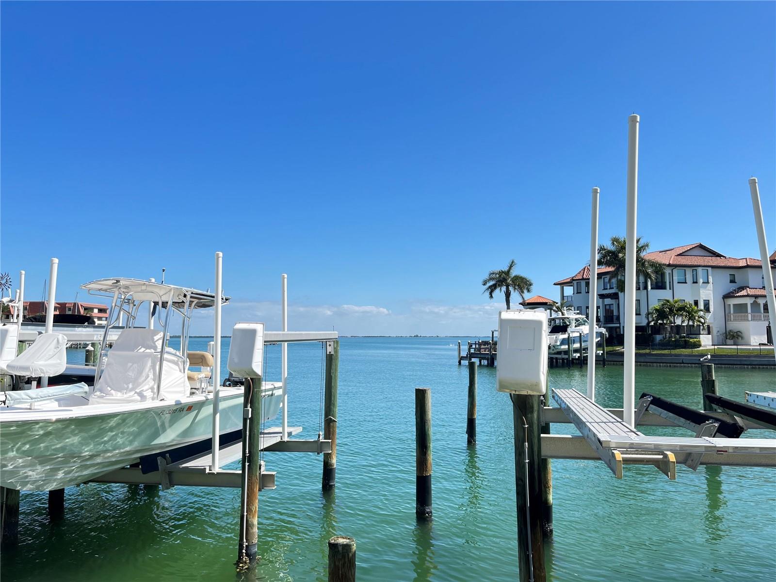 363 PINELLAS BAYWAY S 36
