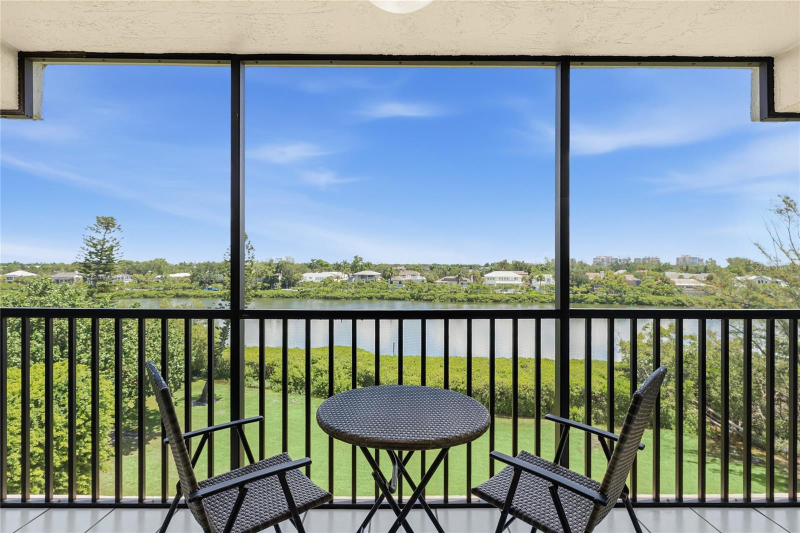 3240 GULF OF MEXICO DRIVE B504