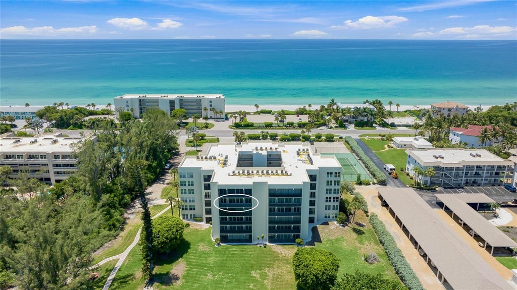 Photo of 3240 Gulf Of Mexico Drive #B504, Longboat Key, FL 34228 (MLS # A4702237)