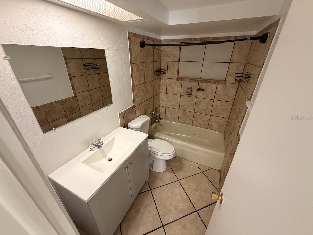 EMBASSY HILLS - Residential