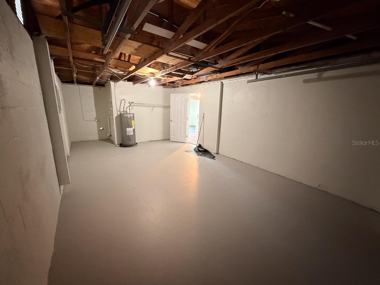 EMBASSY HILLS - Residential