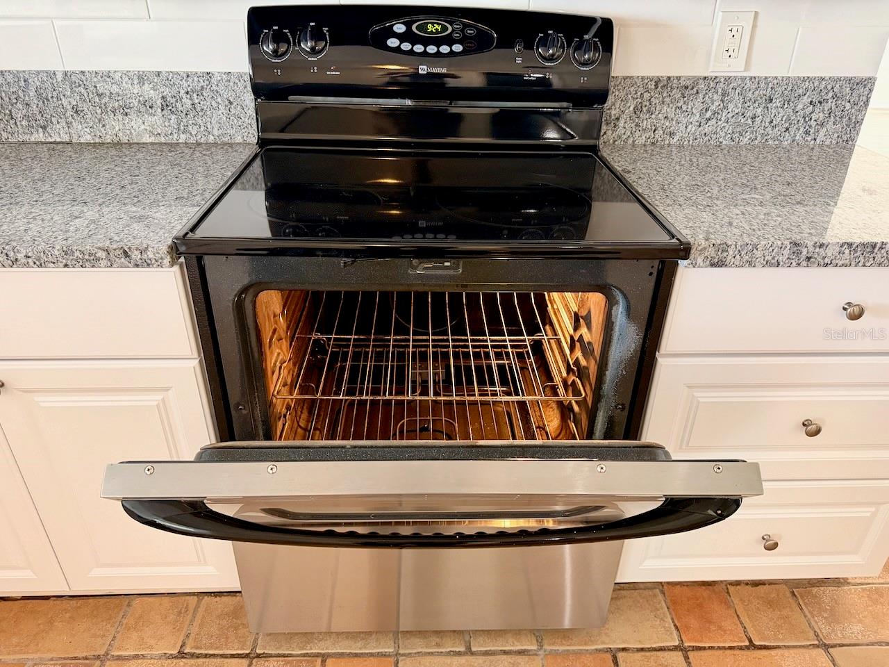 EMBASSY HILLS - Residential