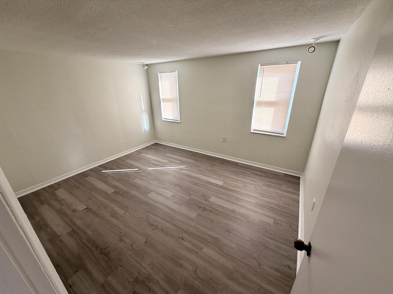 EMBASSY HILLS - Residential