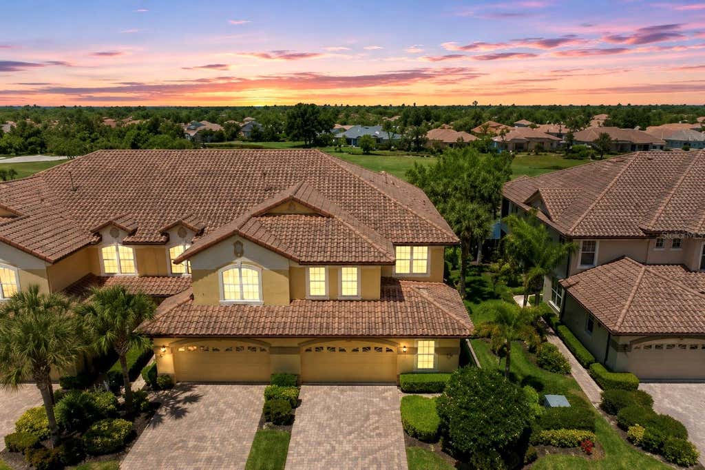 Photo of 8432 Miramar Way, Lakewood Ranch, FL 34202 (MLS # A4689902)