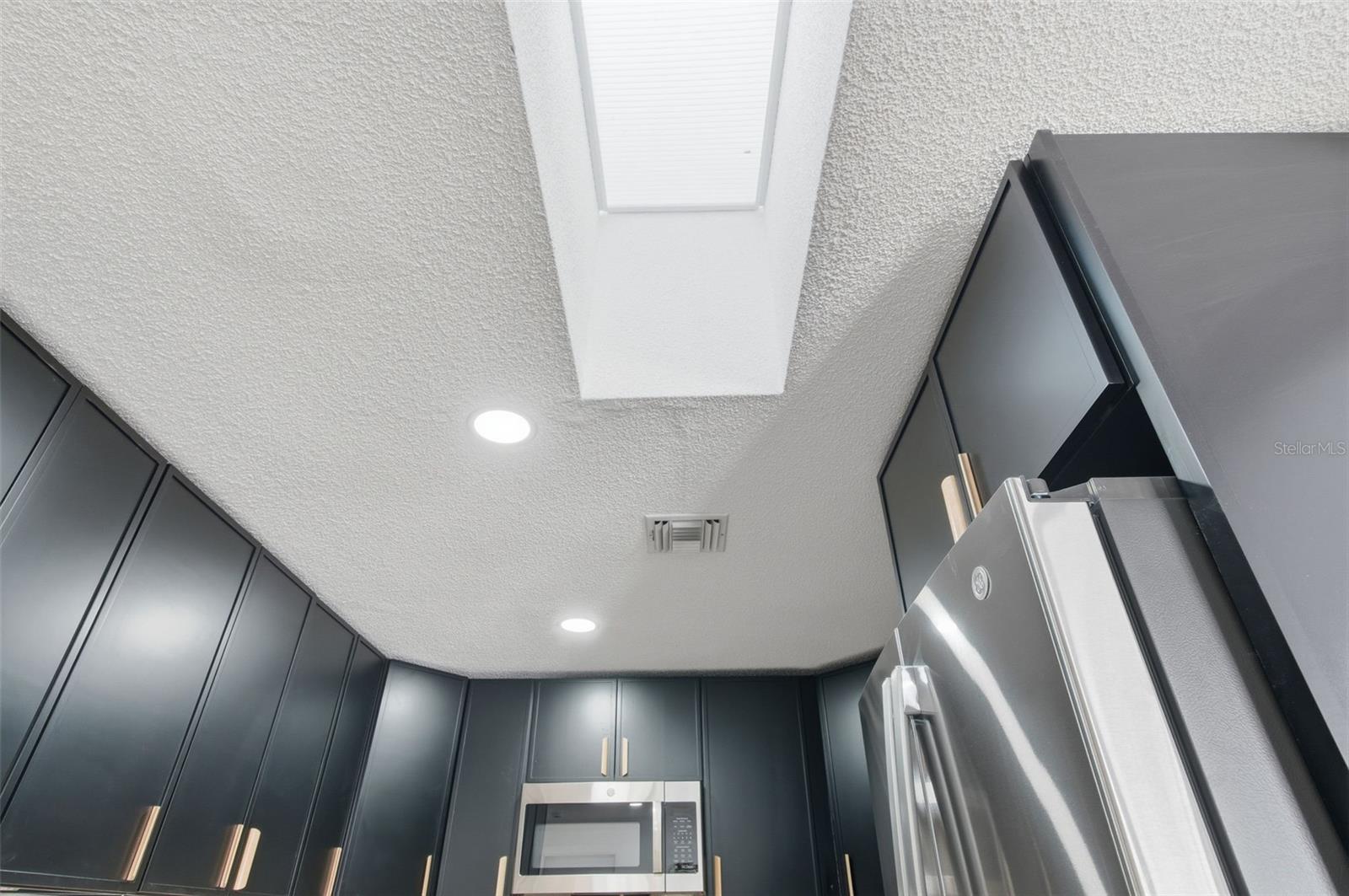 BAYWOOD SHORES 1ST ADD - Residential