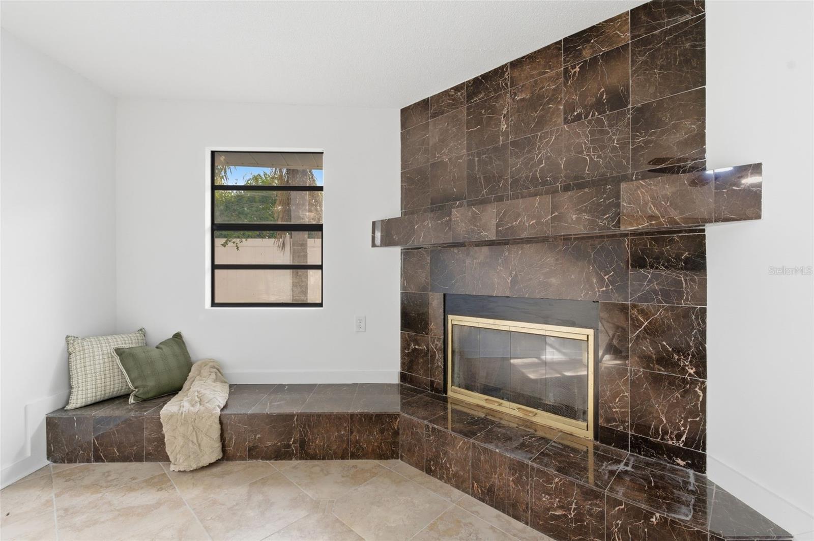 BAYWOOD SHORES 1ST ADD - Residential