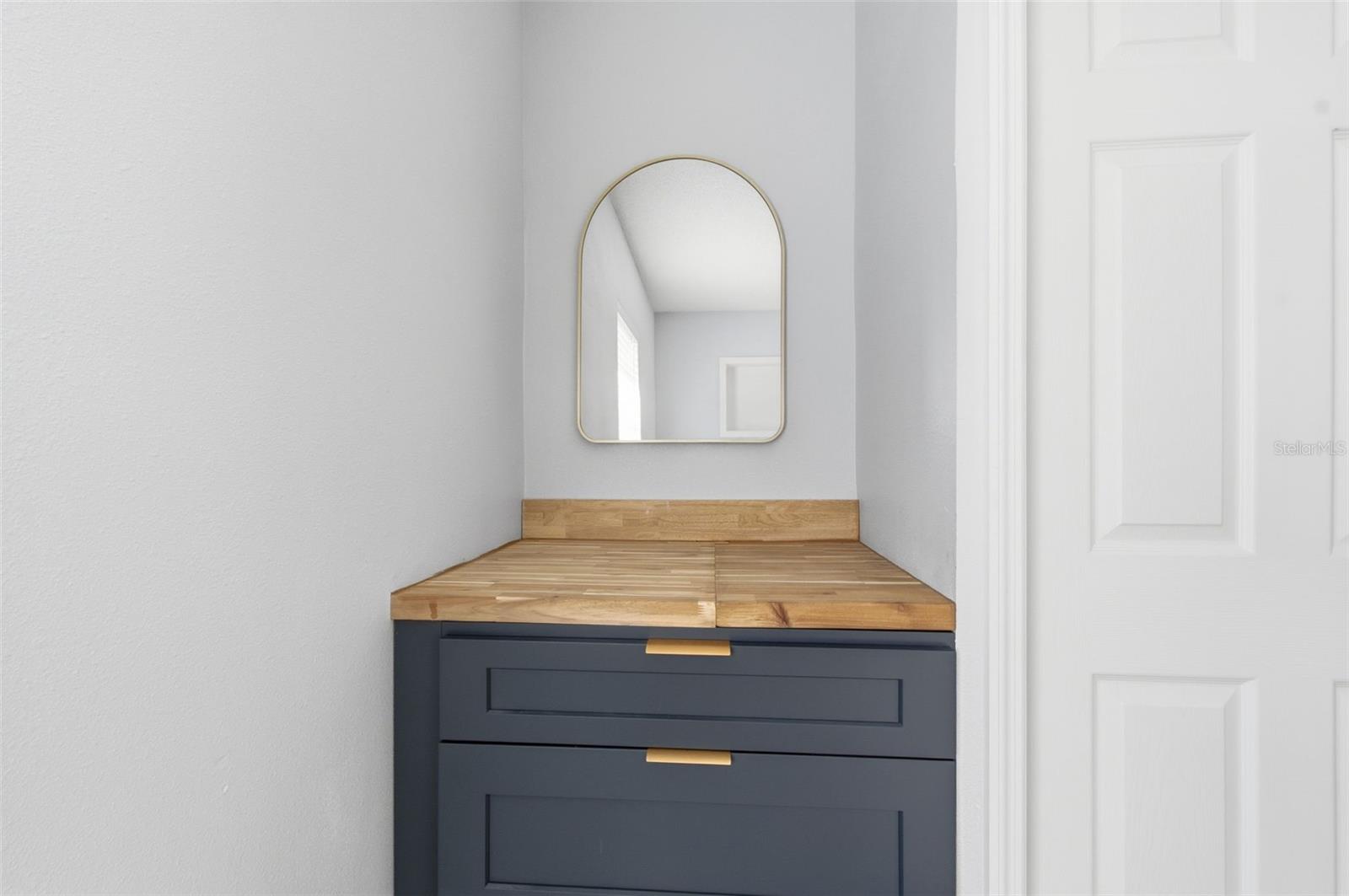 BAYWOOD SHORES 1ST ADD - Residential