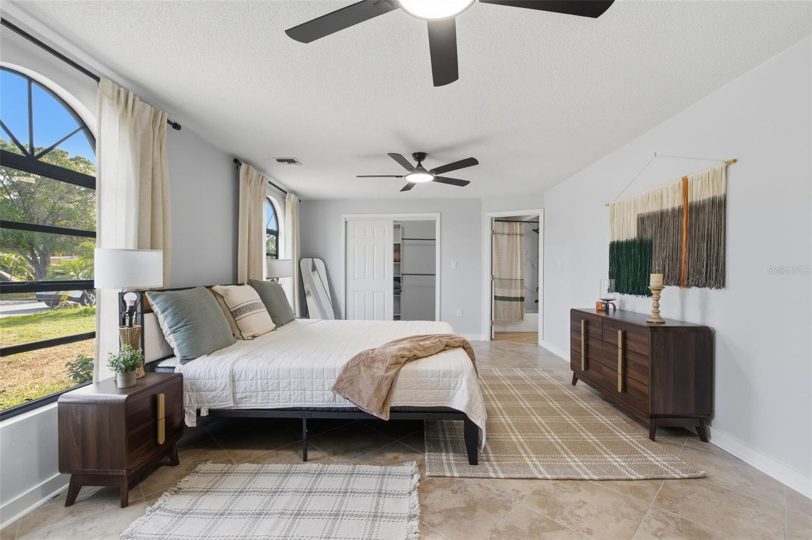 BAYWOOD SHORES 1ST ADD - Residential