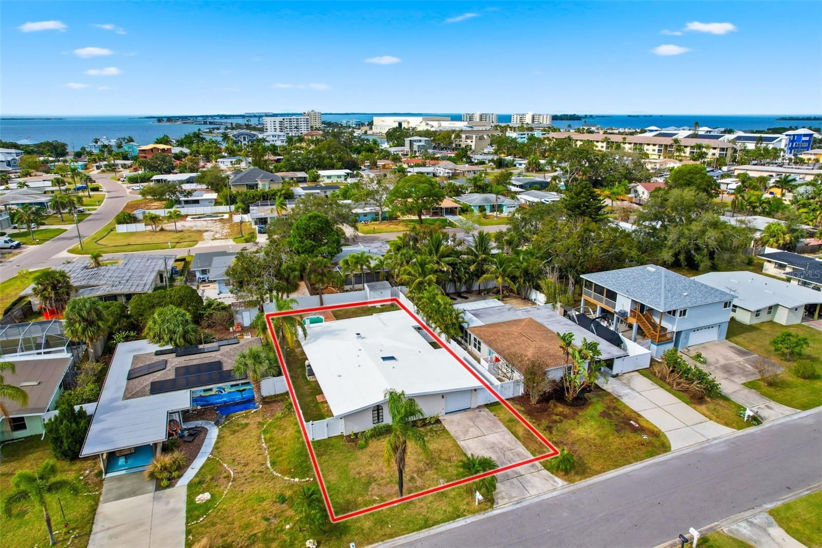 BAYWOOD SHORES 1ST ADD - Residential