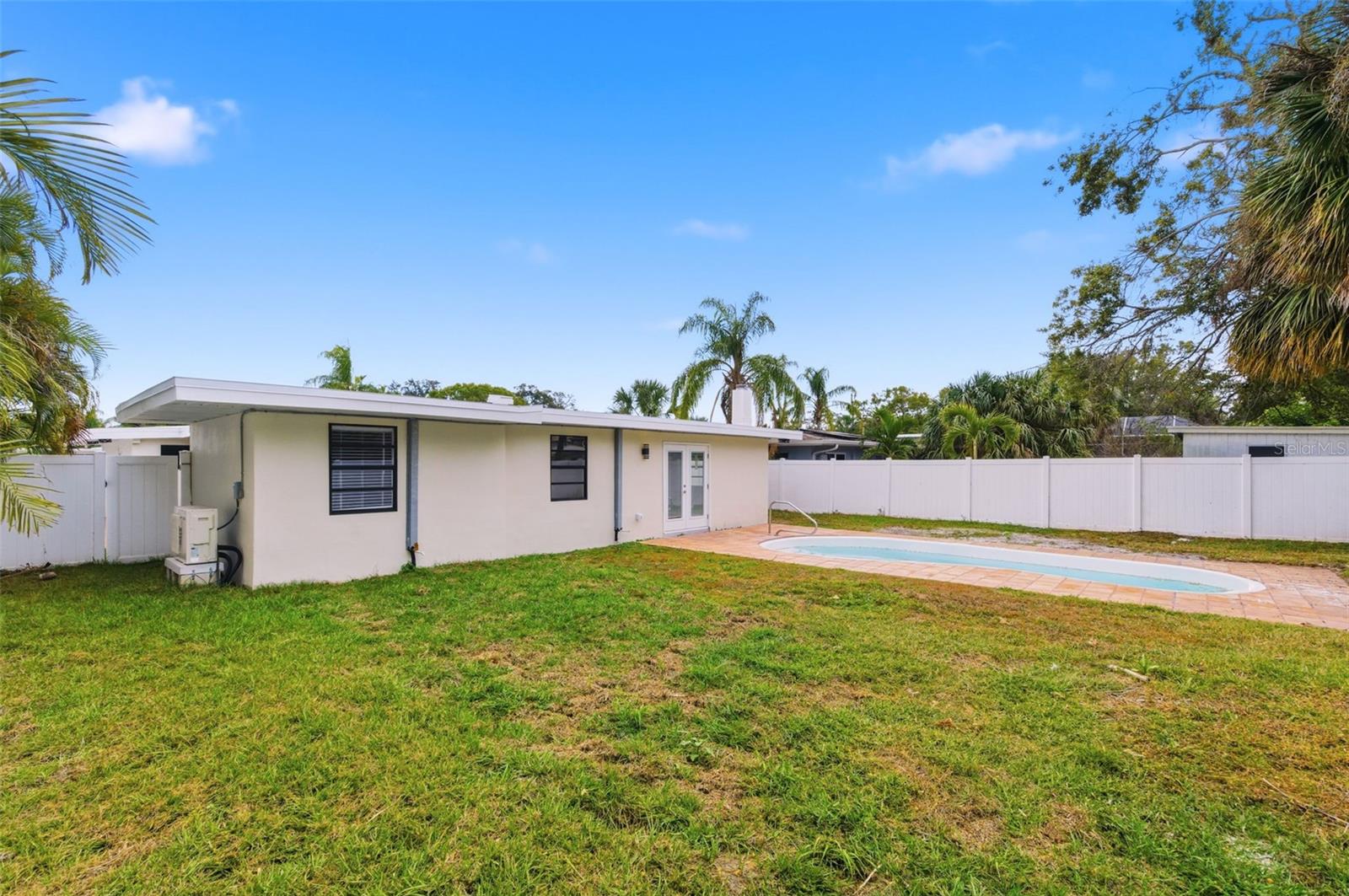 BAYWOOD SHORES 1ST ADD - Residential