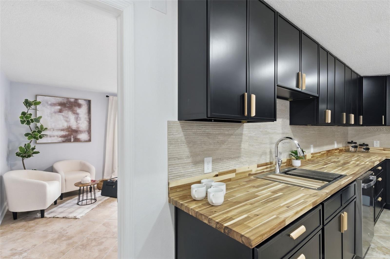 BAYWOOD SHORES 1ST ADD - Residential