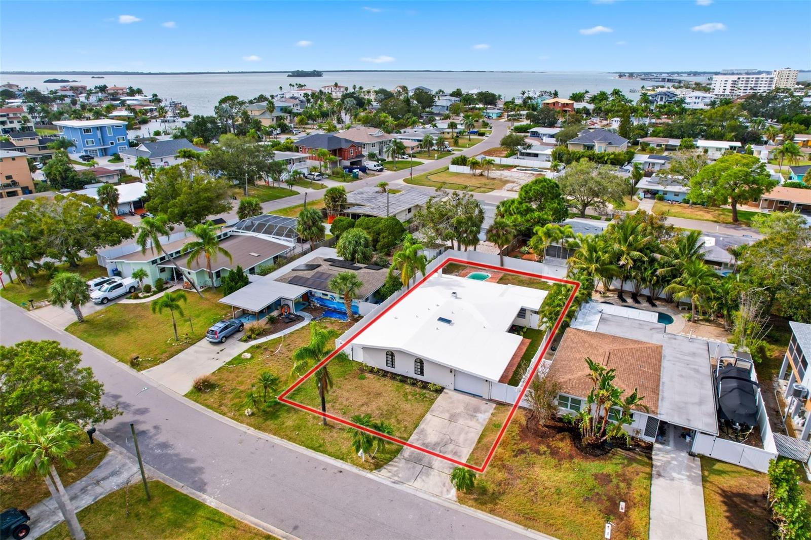 BAYWOOD SHORES 1ST ADD - Residential