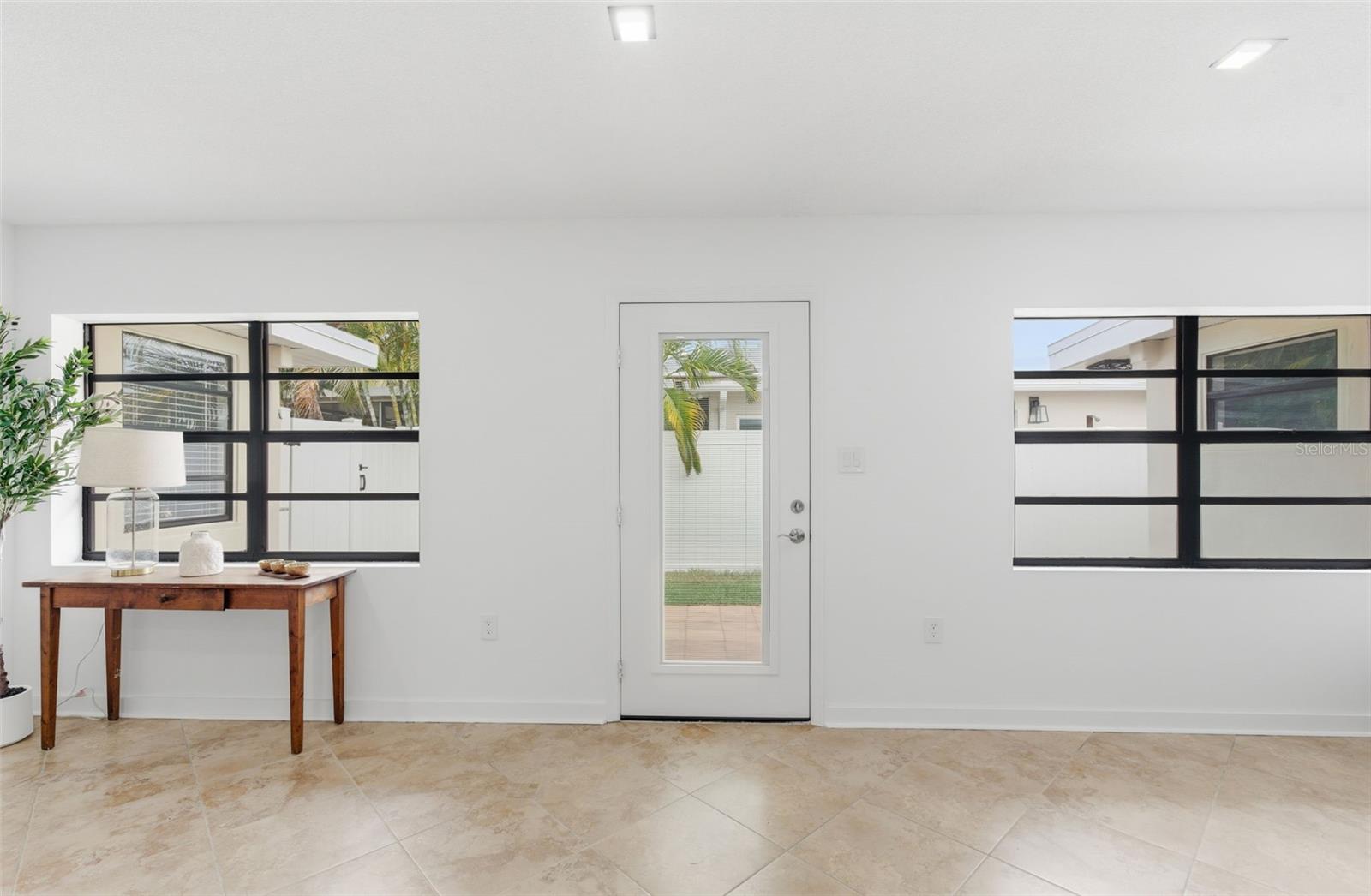 BAYWOOD SHORES 1ST ADD - Residential