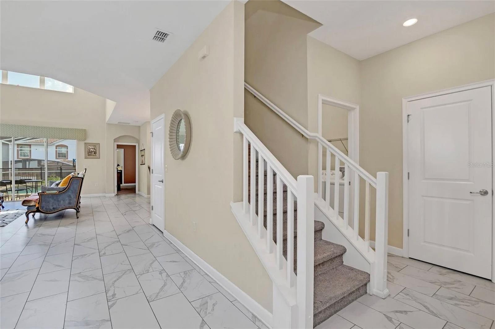 1555 FLANGE DRIVE