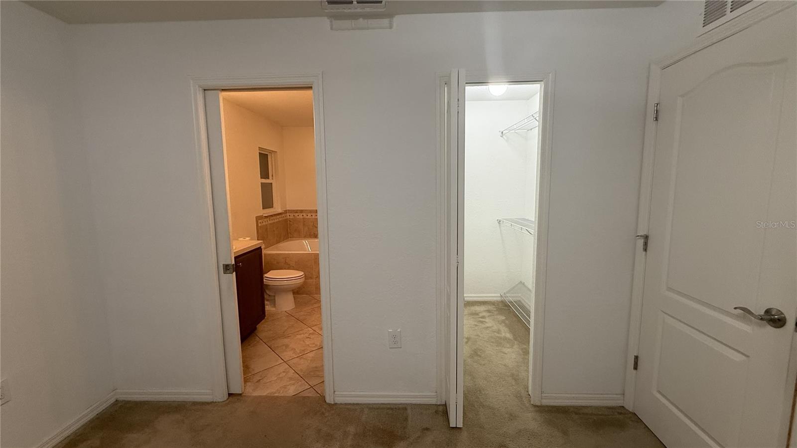 HIDDEN LAKES NORTH PB 168 PGS 40-41 LOT 13 - Residential Lease