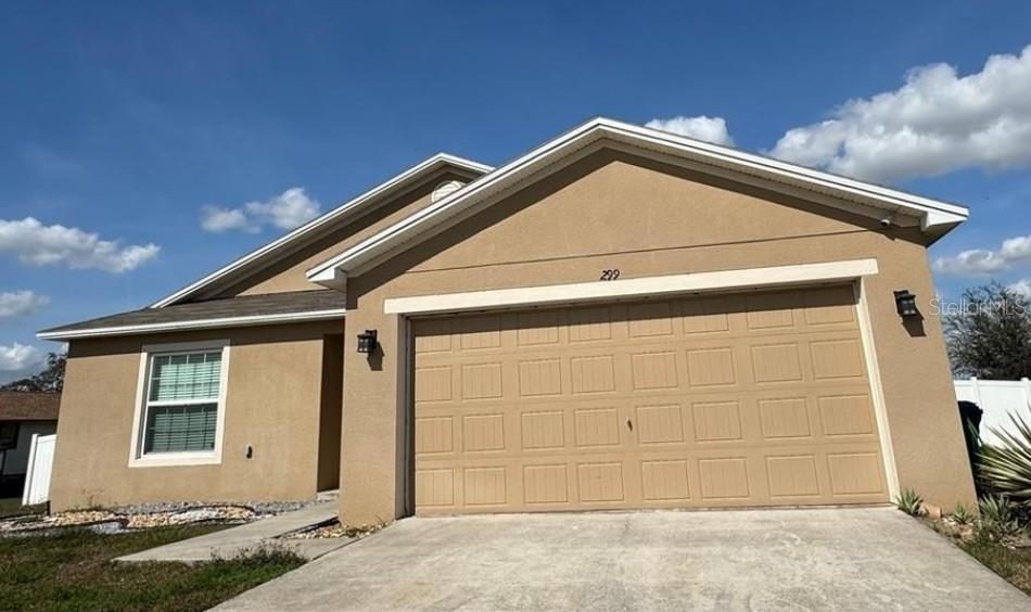 HIDDEN LAKES NORTH PB 168 PGS 40-41 LOT 13 - Residential Lease