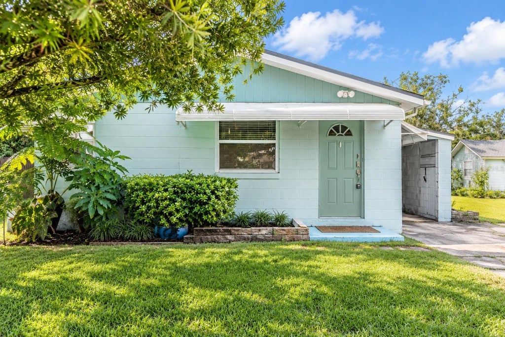 Photo of 1865 Pioneer Trail, New Smyrna Beach, FL 32168 (MLS # V4951754)
