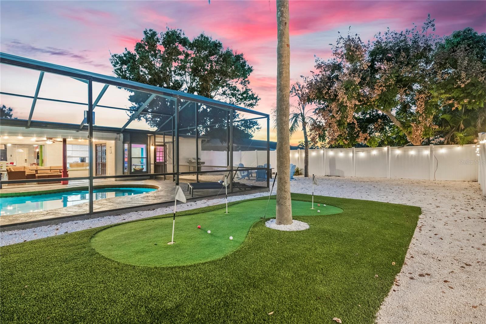 SANDPOINTE 2ND ADD - Residential