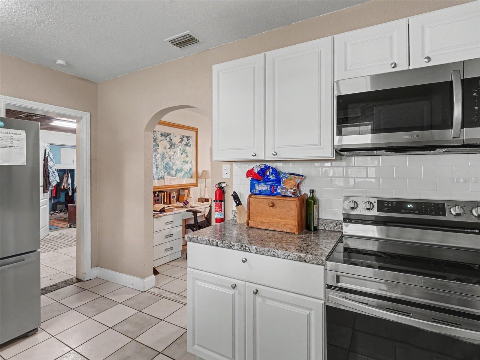 1503 55TH AVENUE W, BRADENTON, FL, 34207 3 1503 55TH AVENUE W