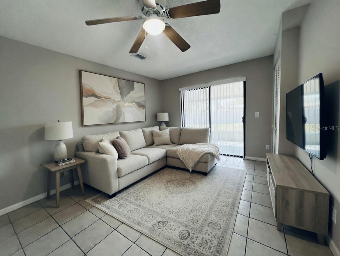 CHANCELLORS ROW PH 01 - Residential