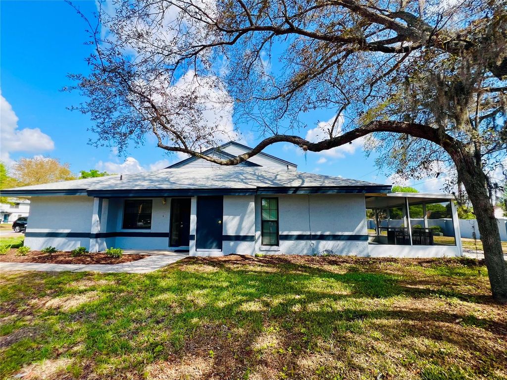 Photo of 2615 Graduate Court, Orlando, FL 32826 (MLS # O6394006)