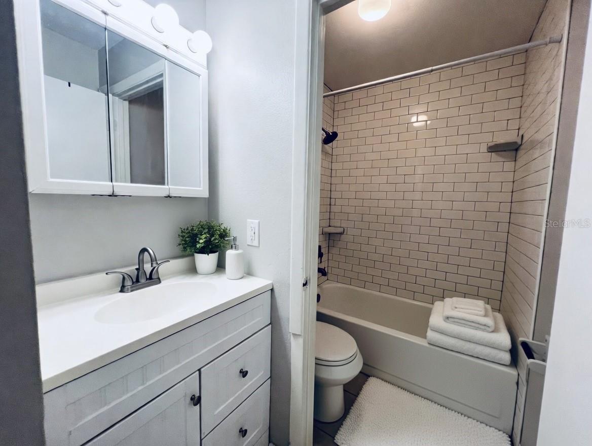 CHANCELLORS ROW PH 01 - Residential