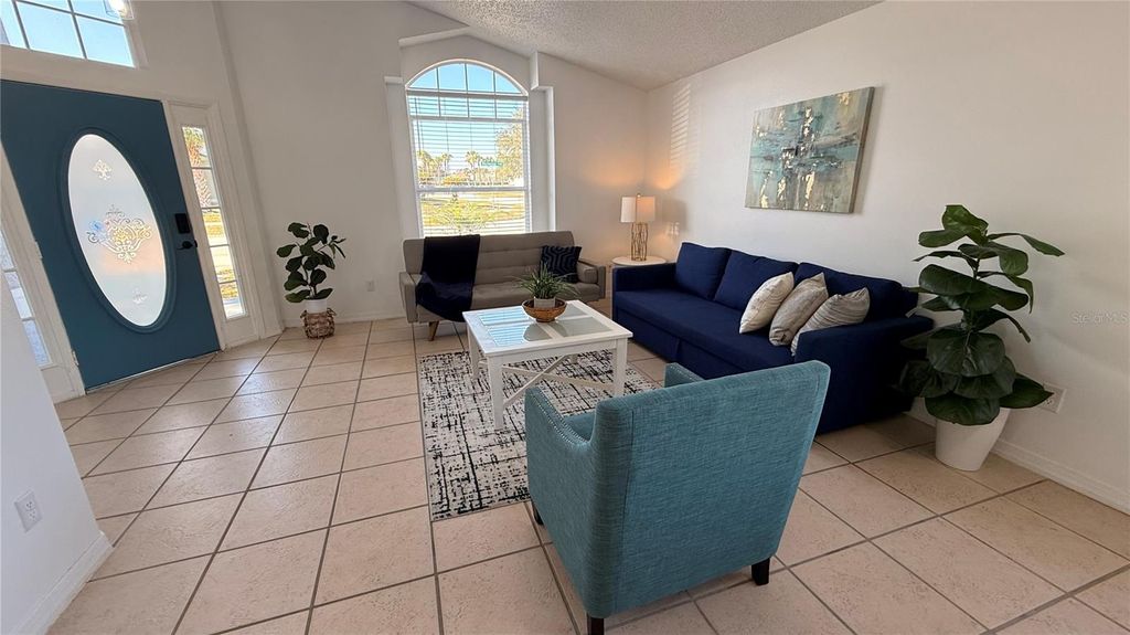 Photo of 605 Rochester Loop, Davenport, FL 33897 (MLS # S5142323)