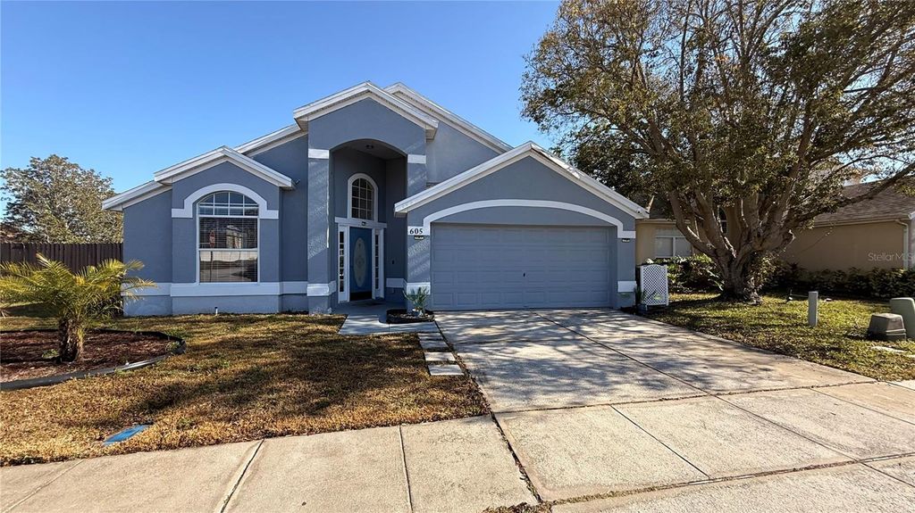 Photo of 605 Rochester Loop, Davenport, FL 33897 (MLS # S5142323)