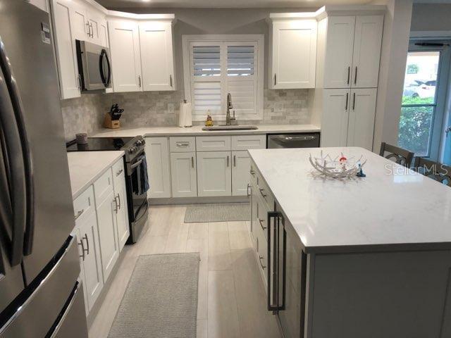 SIESTA HARBOR II - Residential Lease