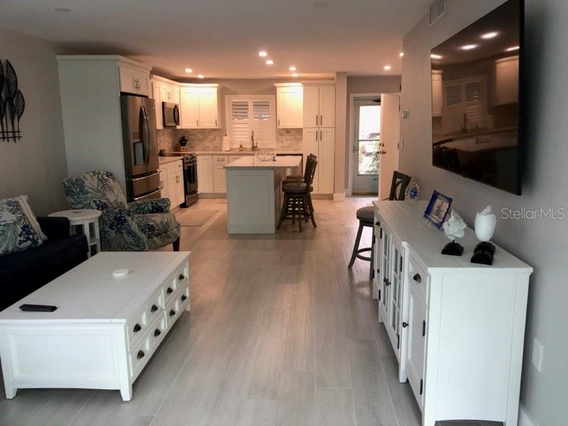 SIESTA HARBOR II - Residential Lease
