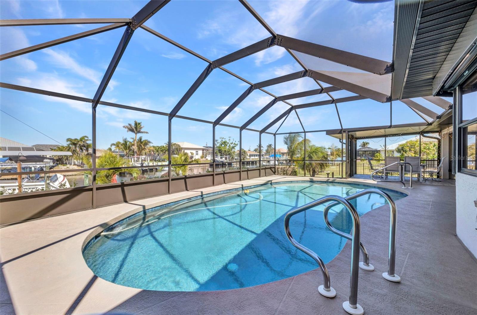 122 COLONIAL STREET SE