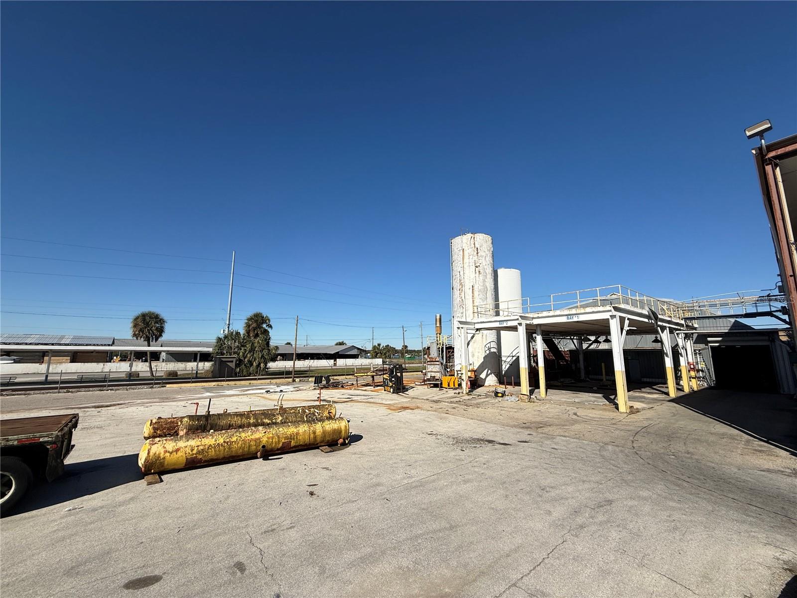 BRADYS SUB - Commercial Sale