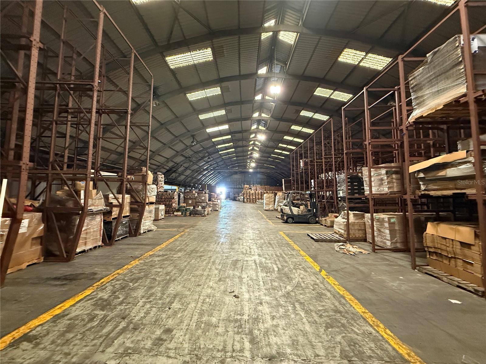 BRADYS SUB - Commercial Sale