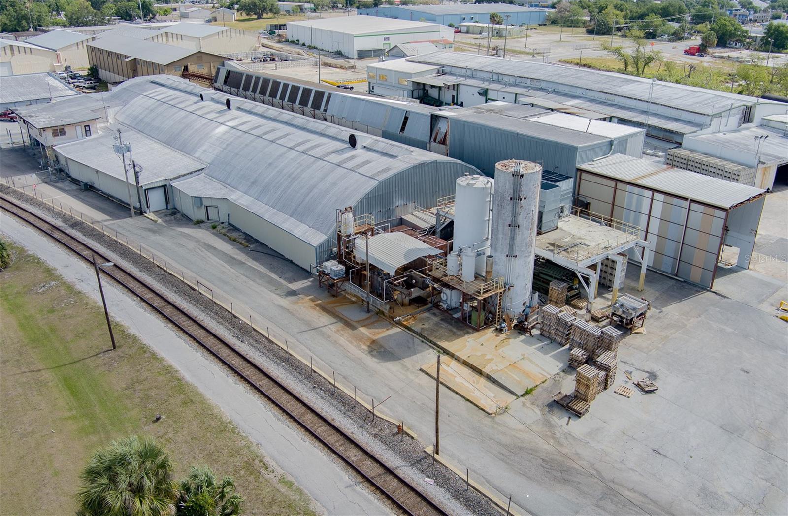 BRADYS SUB - Commercial Sale