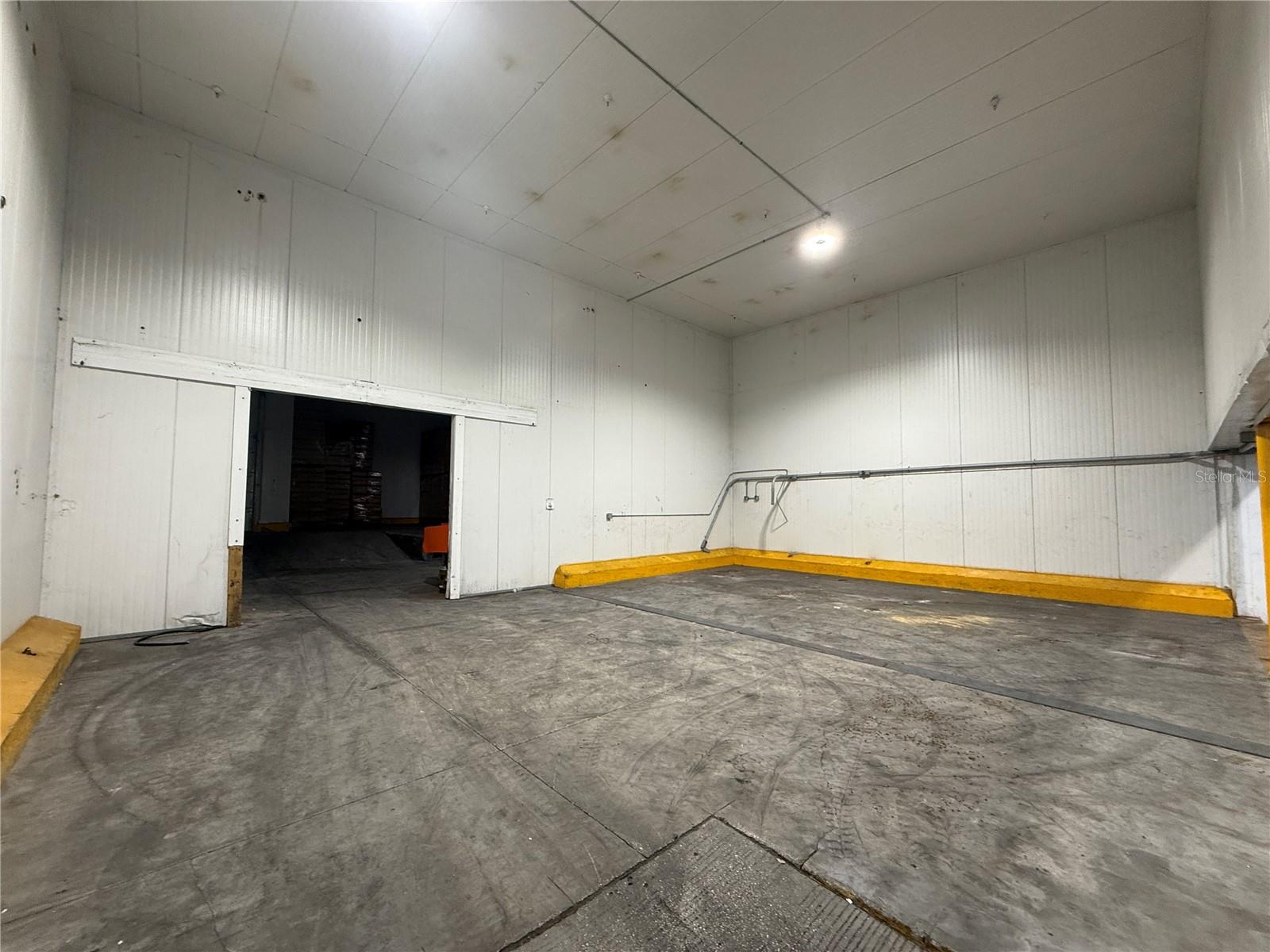 BRADYS SUB - Commercial Sale