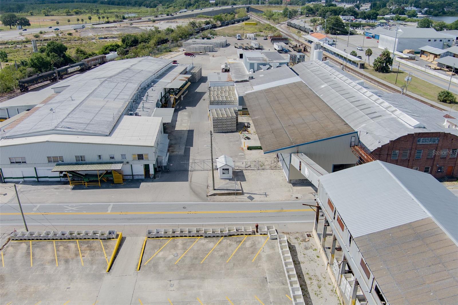 BRADYS SUB - Commercial Sale