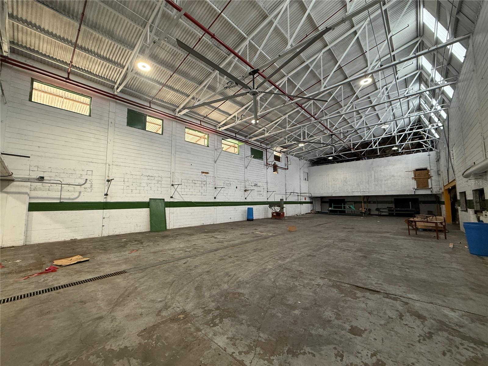 BRADYS SUB - Commercial Sale