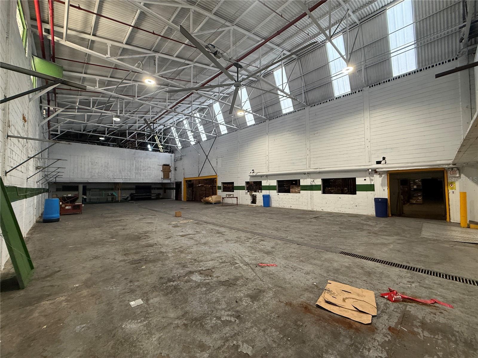 BRADYS SUB - Commercial Sale