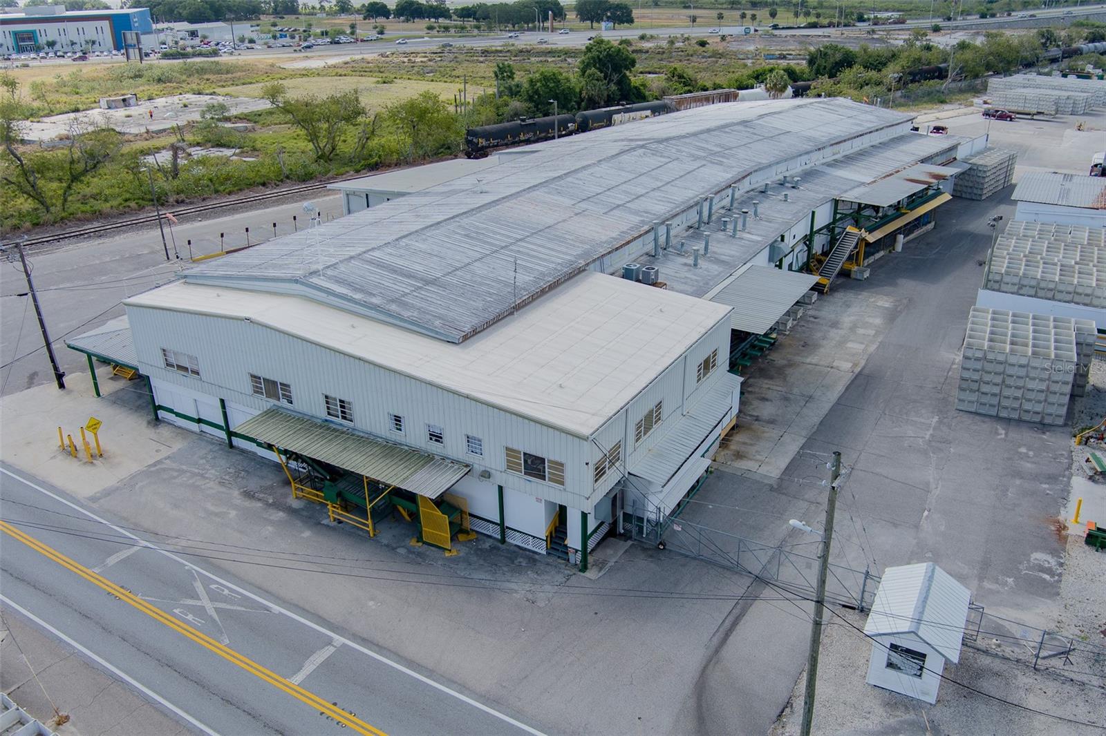 BRADYS SUB - Commercial Sale