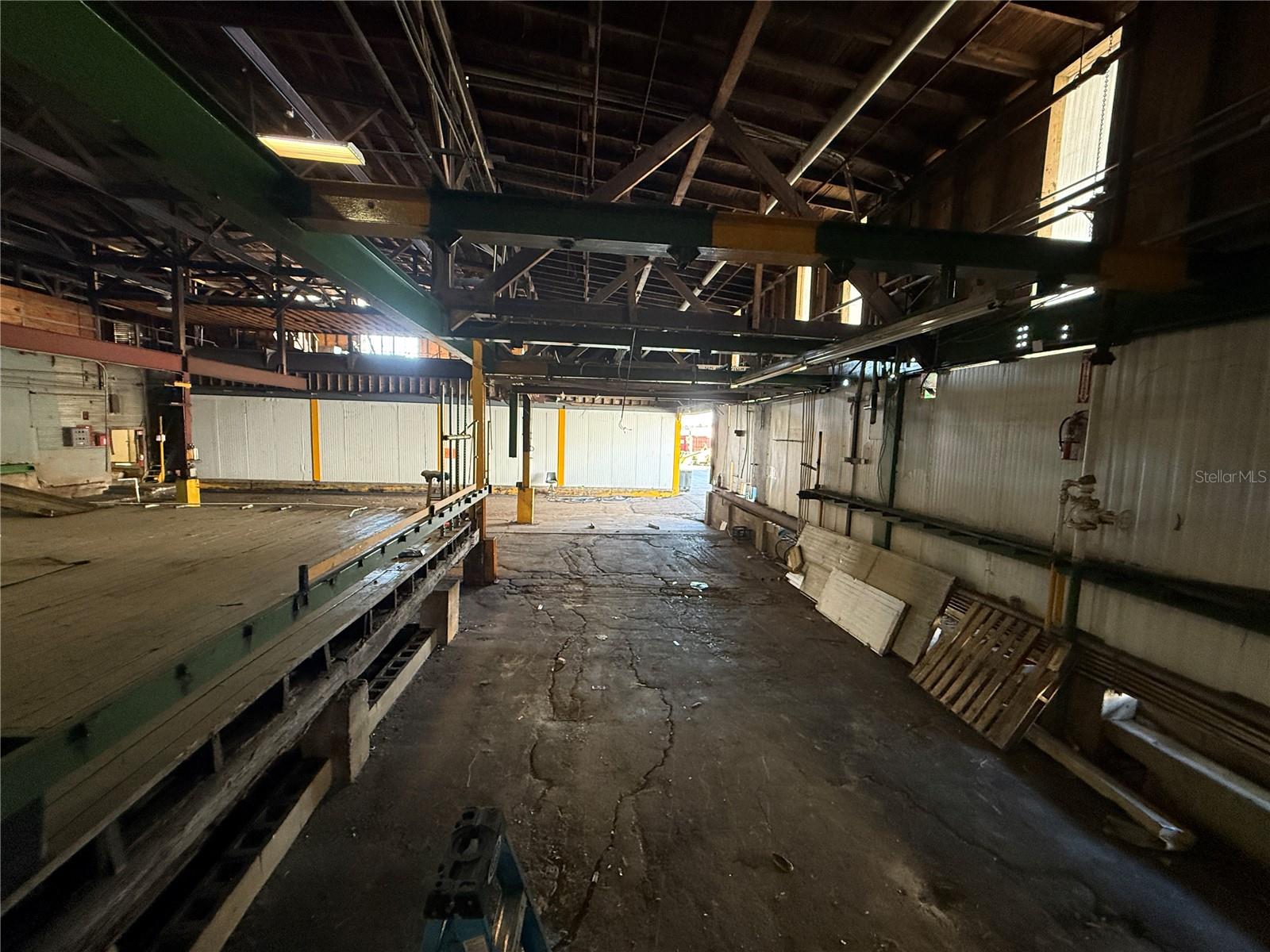 BRADYS SUB - Commercial Sale