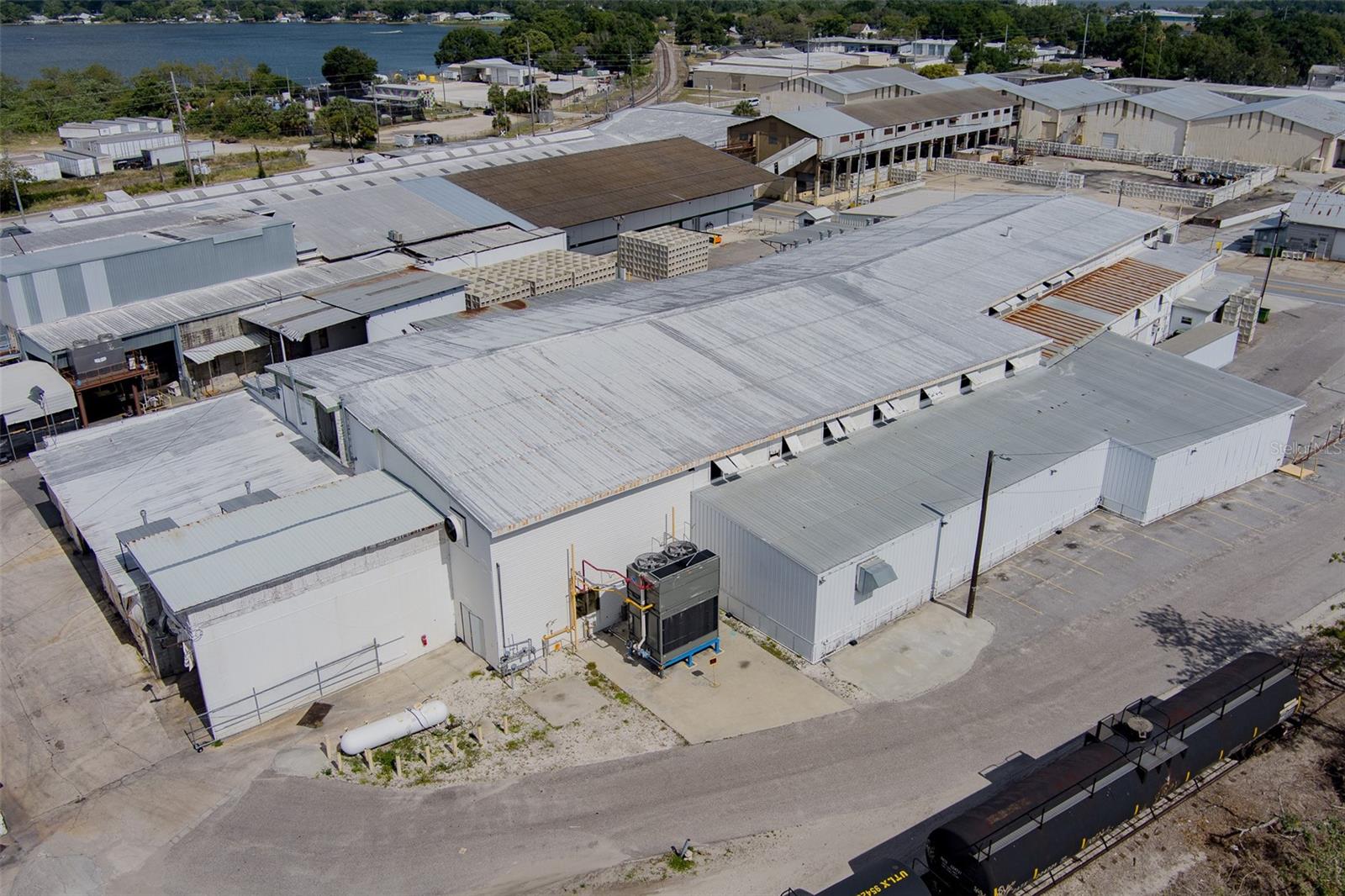 BRADYS SUB - Commercial Sale