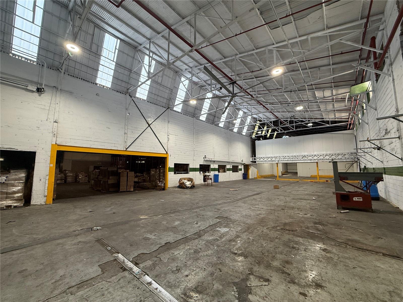 BRADYS SUB - Commercial Sale