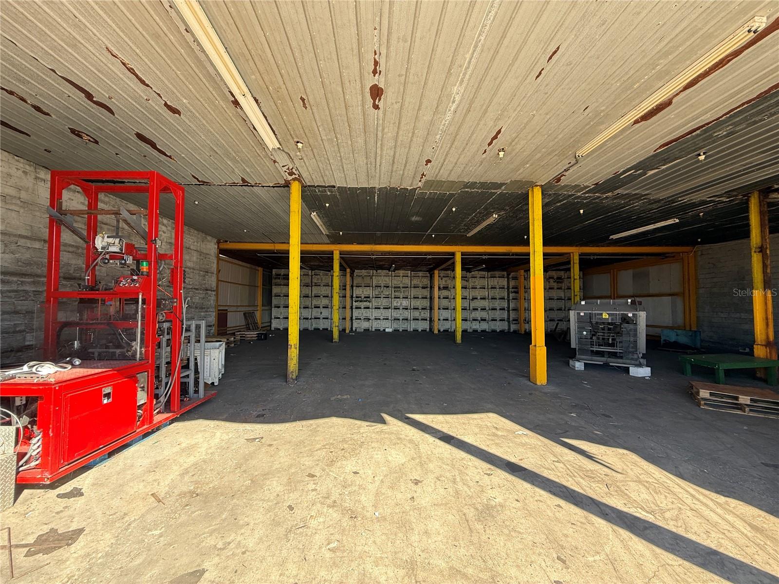 BRADYS SUB - Commercial Sale