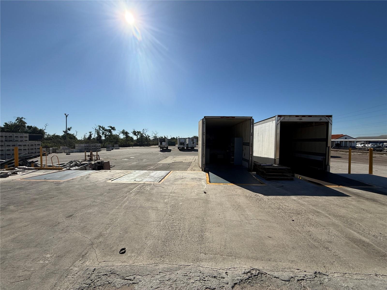 BRADYS SUB - Commercial Sale