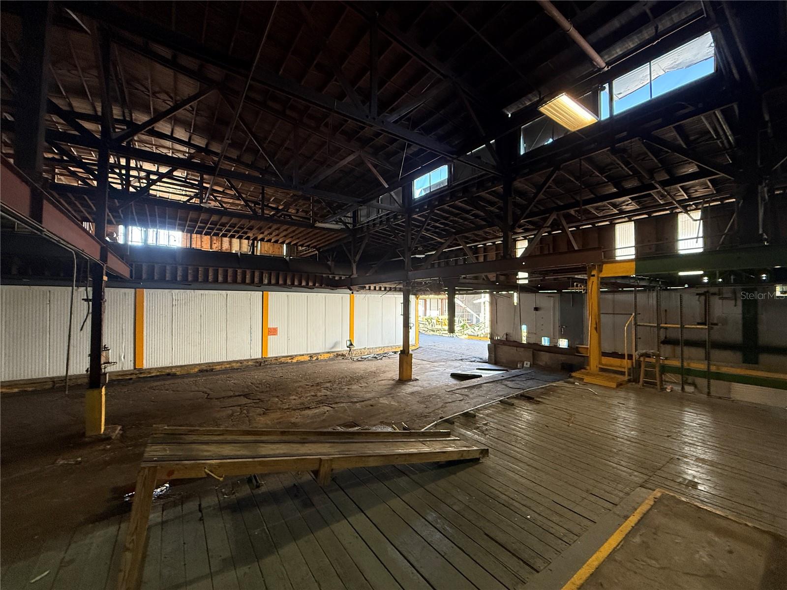 BRADYS SUB - Commercial Sale